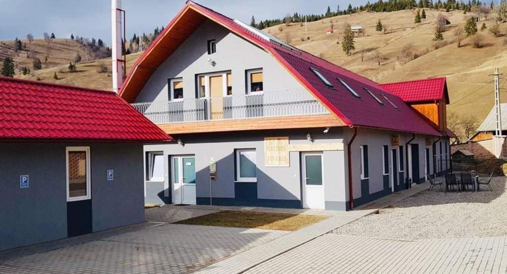 Antal Guesthouse Ghimeş-Făget المظهر الخارجي الصورة